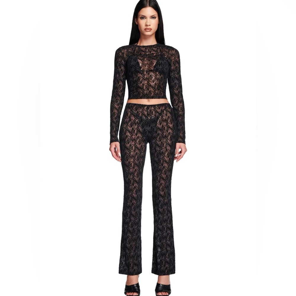 THE WORLD OF GIA /LIMITED EDITION 
Black, lace pant in custom 'GIA'